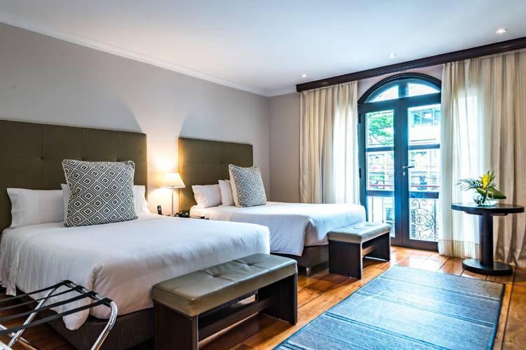 Movich Casa Del Alferez Hotel Кали Екстериор снимка